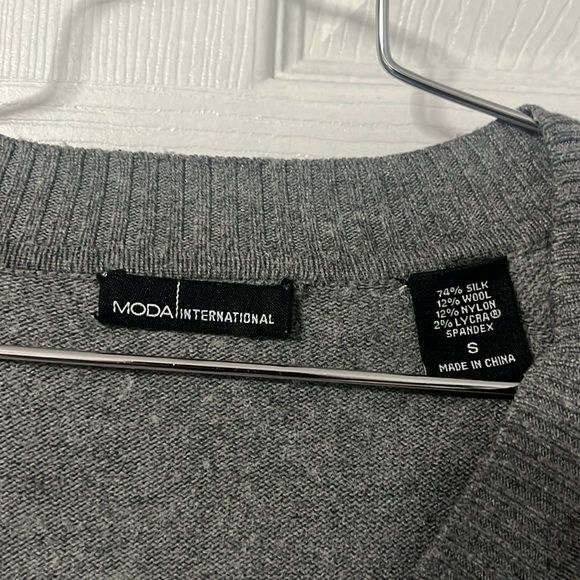 Moda Internacional S - Picture 2 of 2